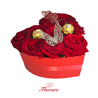 7 Boîte à fleurs cœur — 10 roses fraîches au choix | Florare