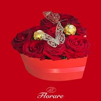 coeur rouge Boîte à fleurs cœur — 10 roses fraîches au choix | Florare