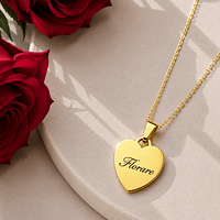 Collier cœur doré personnalisé - médaille gravée Florare Collier médaille cœur dorée personnalisée Florare, gravure sur mesure, cadeau bijou femme