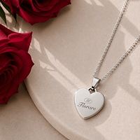Collier cœur argenté personnalisé - médaille gravée Florare Collier médaille cœur argentée en acier inoxydable personnalisée Florare, gravure sur mesure, cadeau
