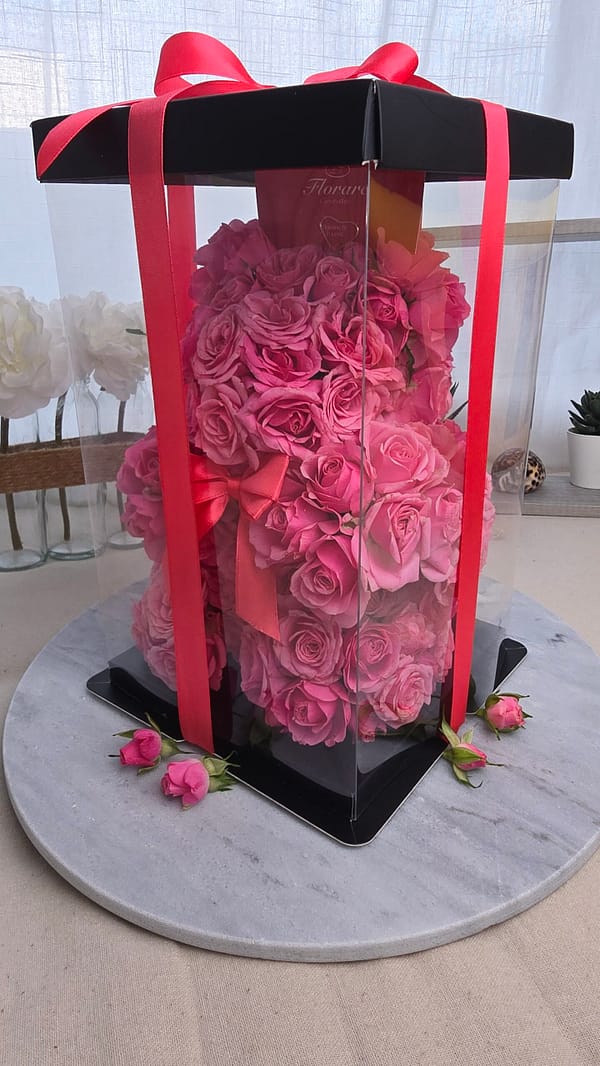 Emballé Ourson en roses naturelles - fait main